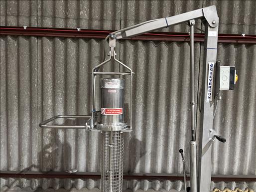 High shear mixer on stand