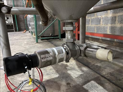 jacketed mixing vessel