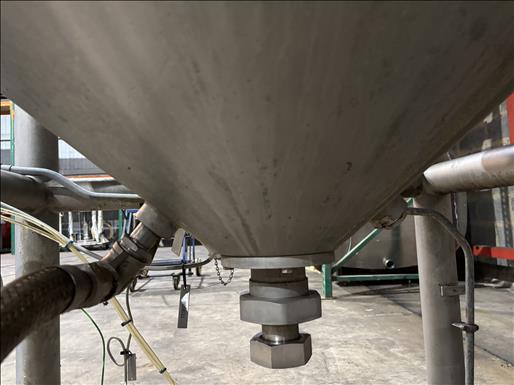 jacketed mixing vessel