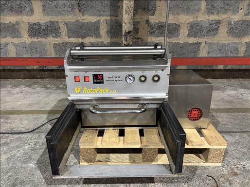 Tray sealer