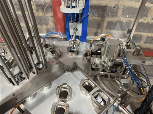 Rotary pot sealer