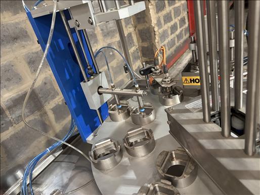 Rotary pot sealer
