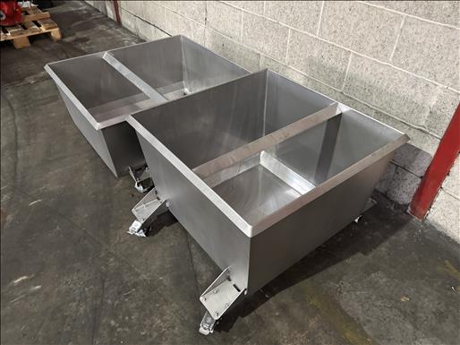 Stainless mobile tank