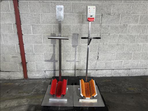Boot wash