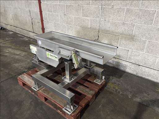 Vibratory conveyor