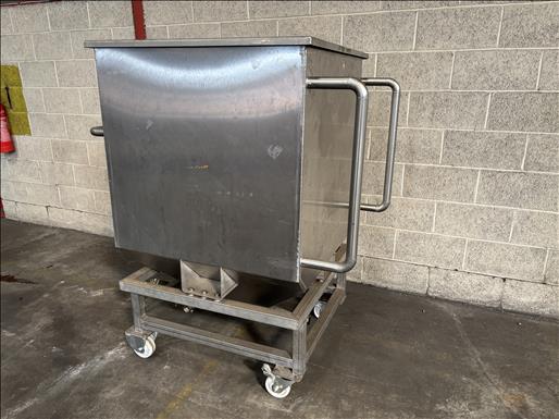 Mobile Holding Tank