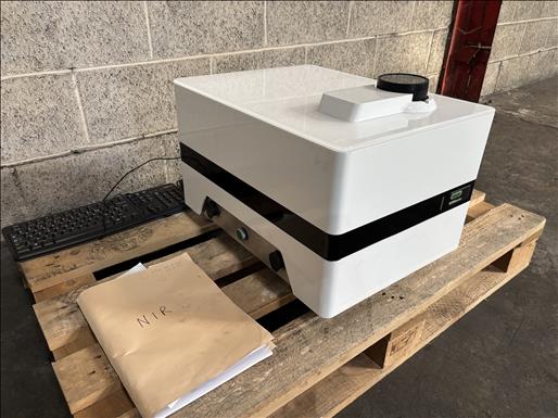 Spectrometer