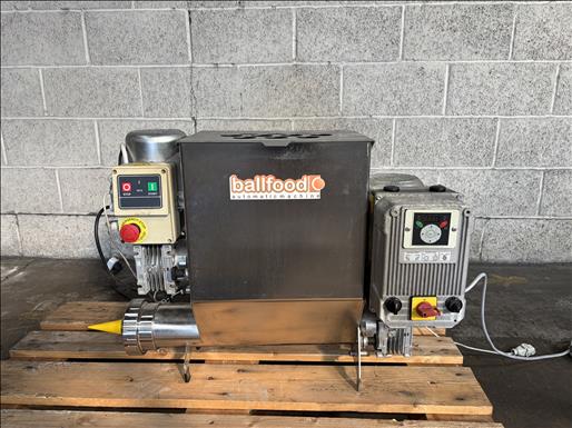 Screw extruder