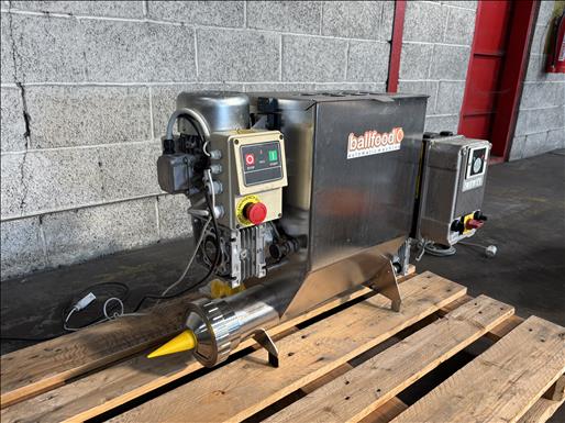 Screw extruder