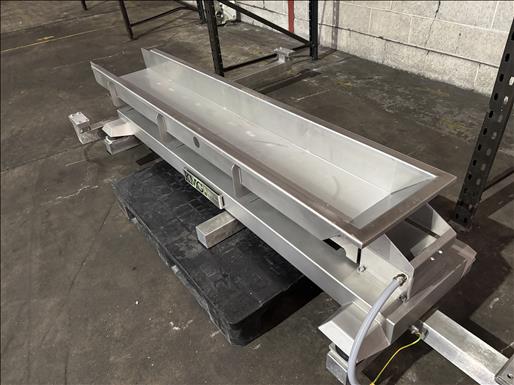 Vibratory conveyor